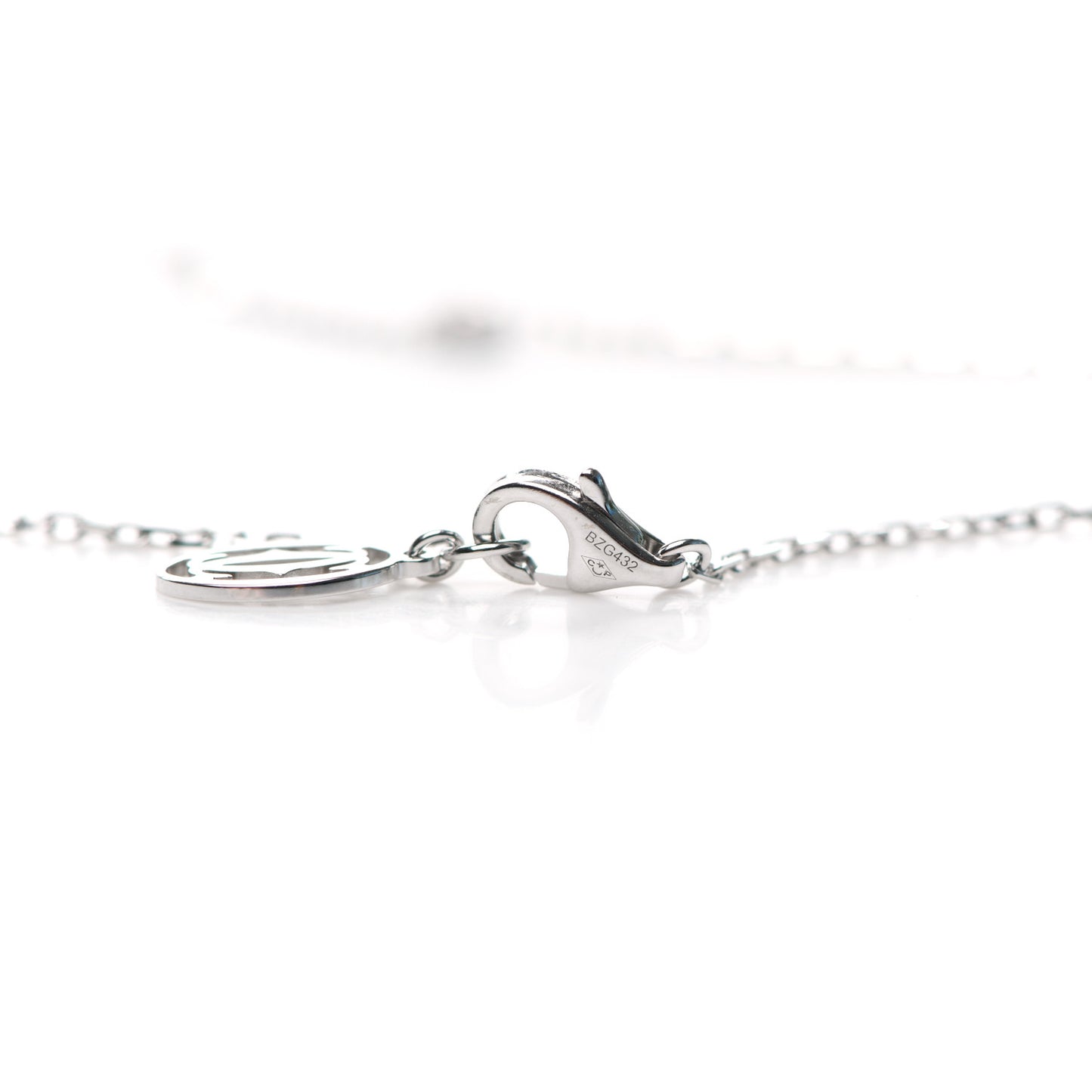18K White Gold Diamond SM D'Amour Pendant Necklace