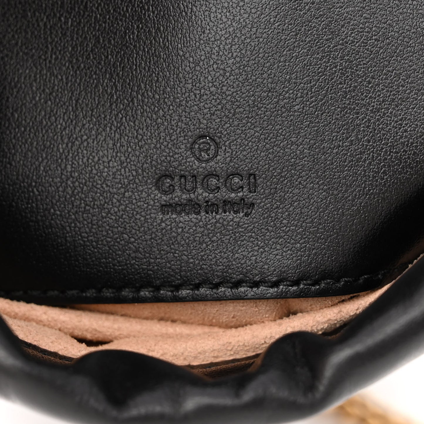 Calfskin Matelasse Mini GG Marmont 2.0 Bucket Bag Black