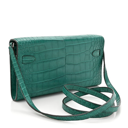 Hermes Matte Alligator Kelly To Go Wallet Malachite 3 of 12
