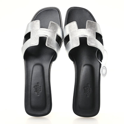 Hermes Metallic Chevre Oran Sandals 40.5 Gris Argente 2 of 10