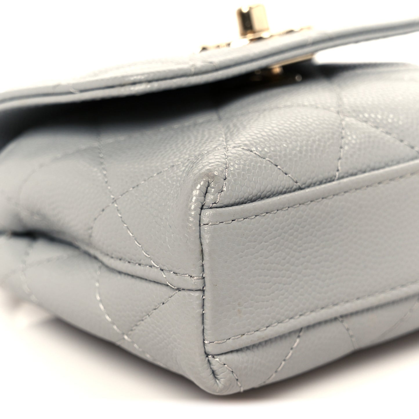 Caviar Quilted Nano Coco Handle Clutch With Chain Grey