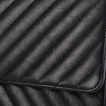 Chanel Sheepskin Chevron Quilted 2.55 Reissue 227 Flap So Black 17 of 18
