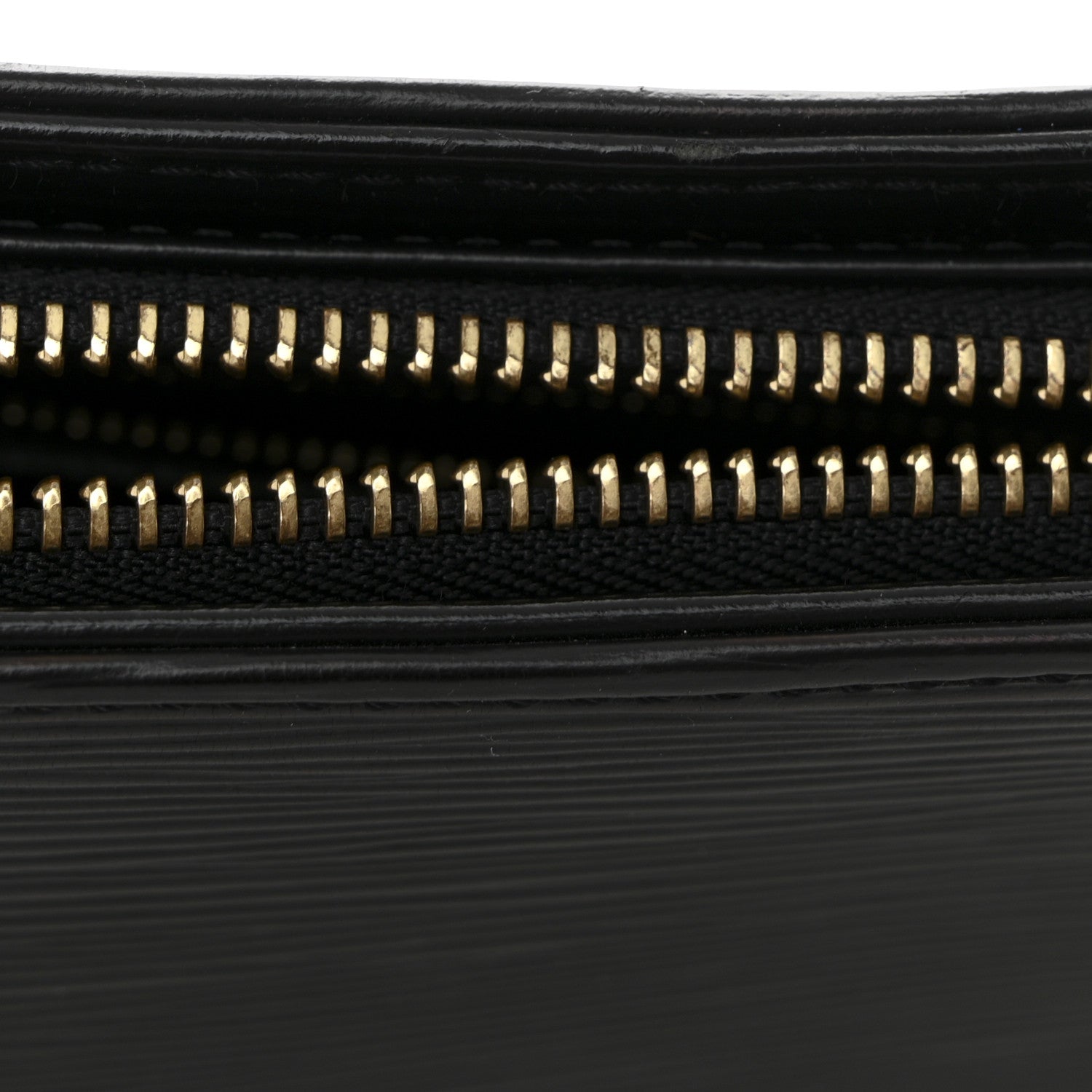 Louis Vuitton Epi Looping MM Black 11 of 11