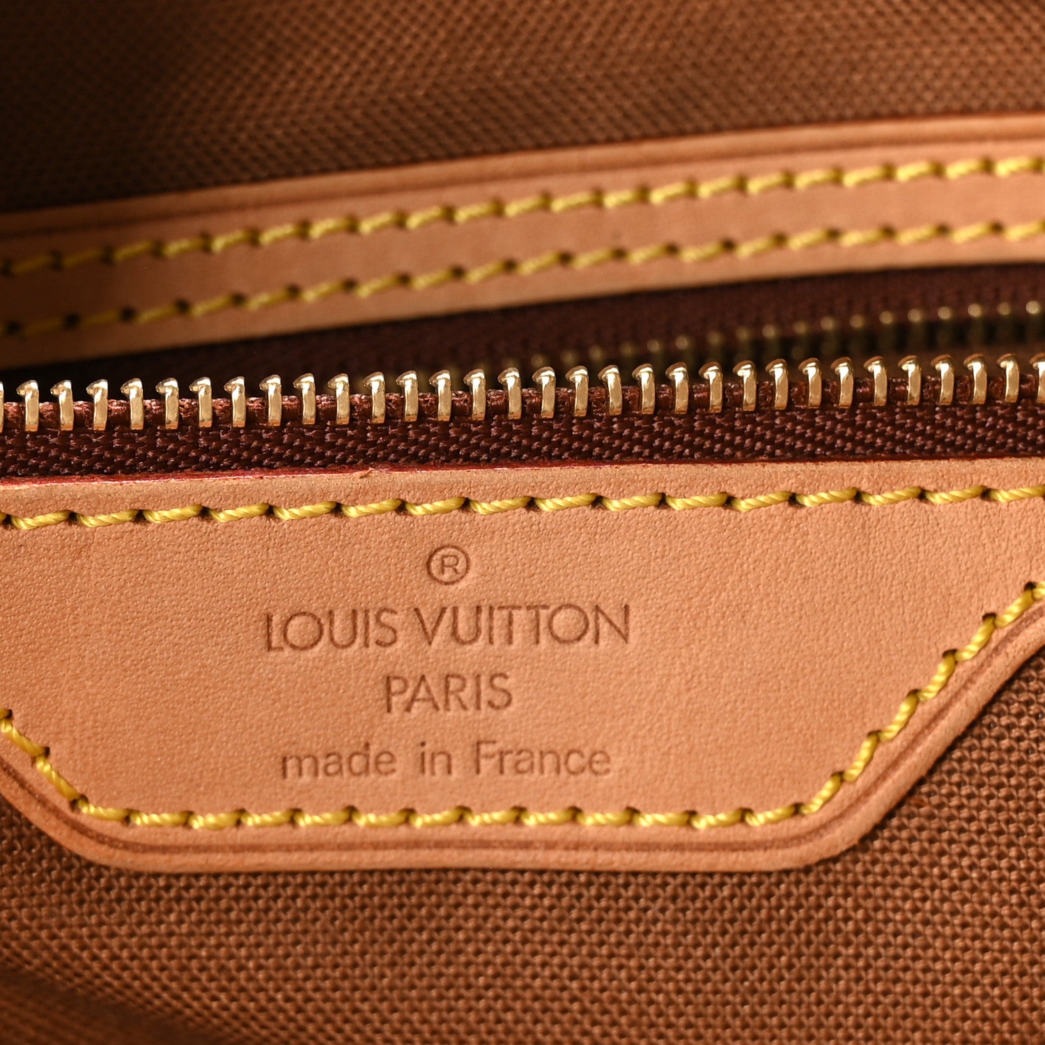 Louis Vuitton Monogram Cabas Mezzo 6 of 9