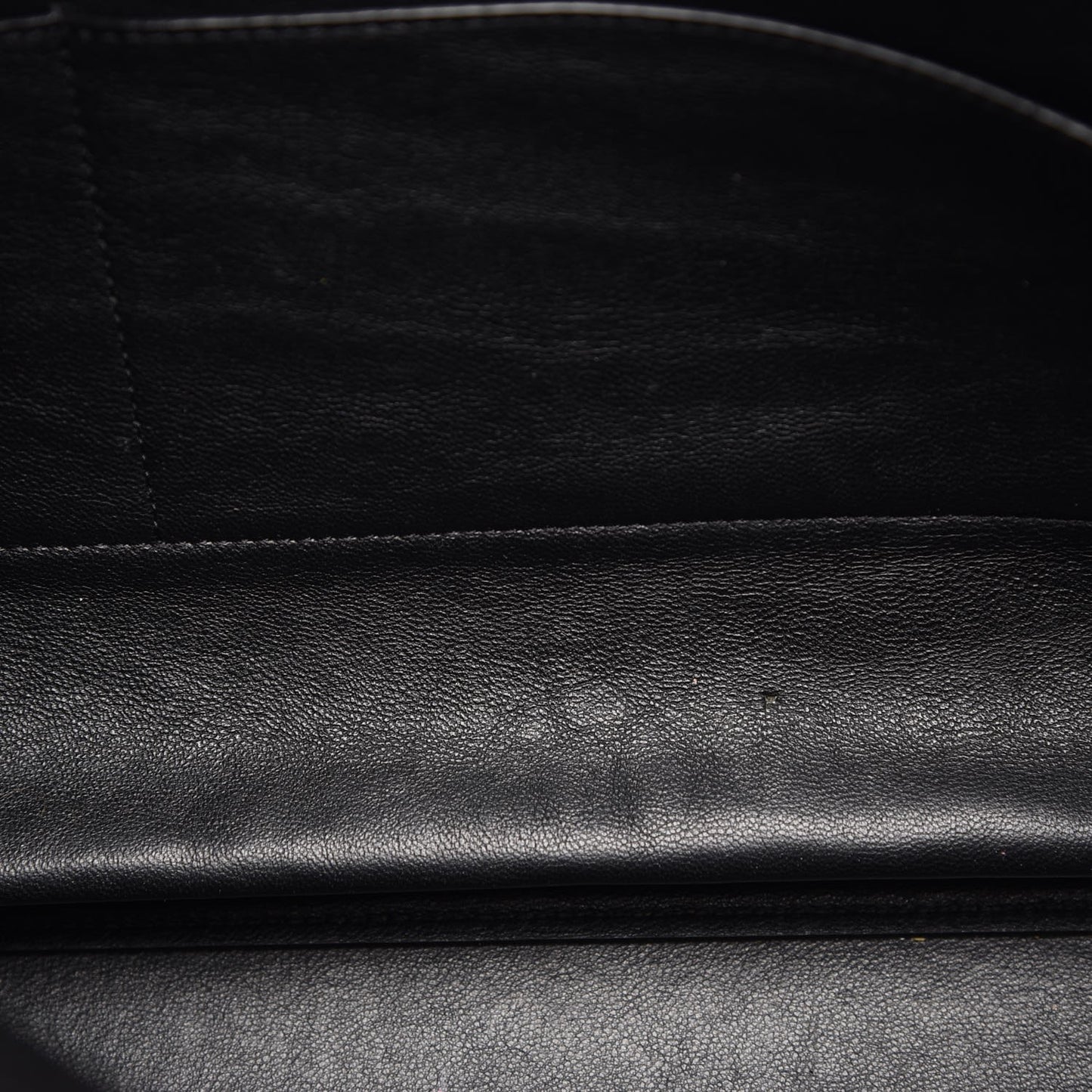 Drummed Calfskin Suede Large Trapeze Black