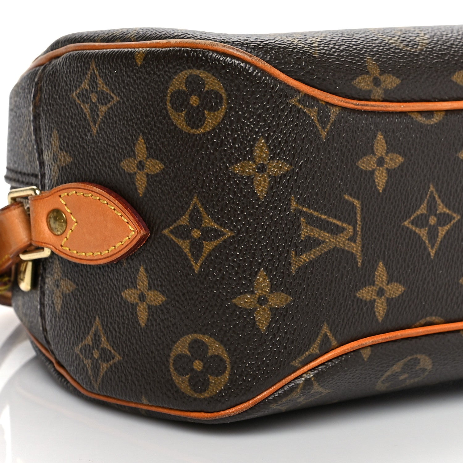 Louis Vuitton Monogram Blois 7 of 11