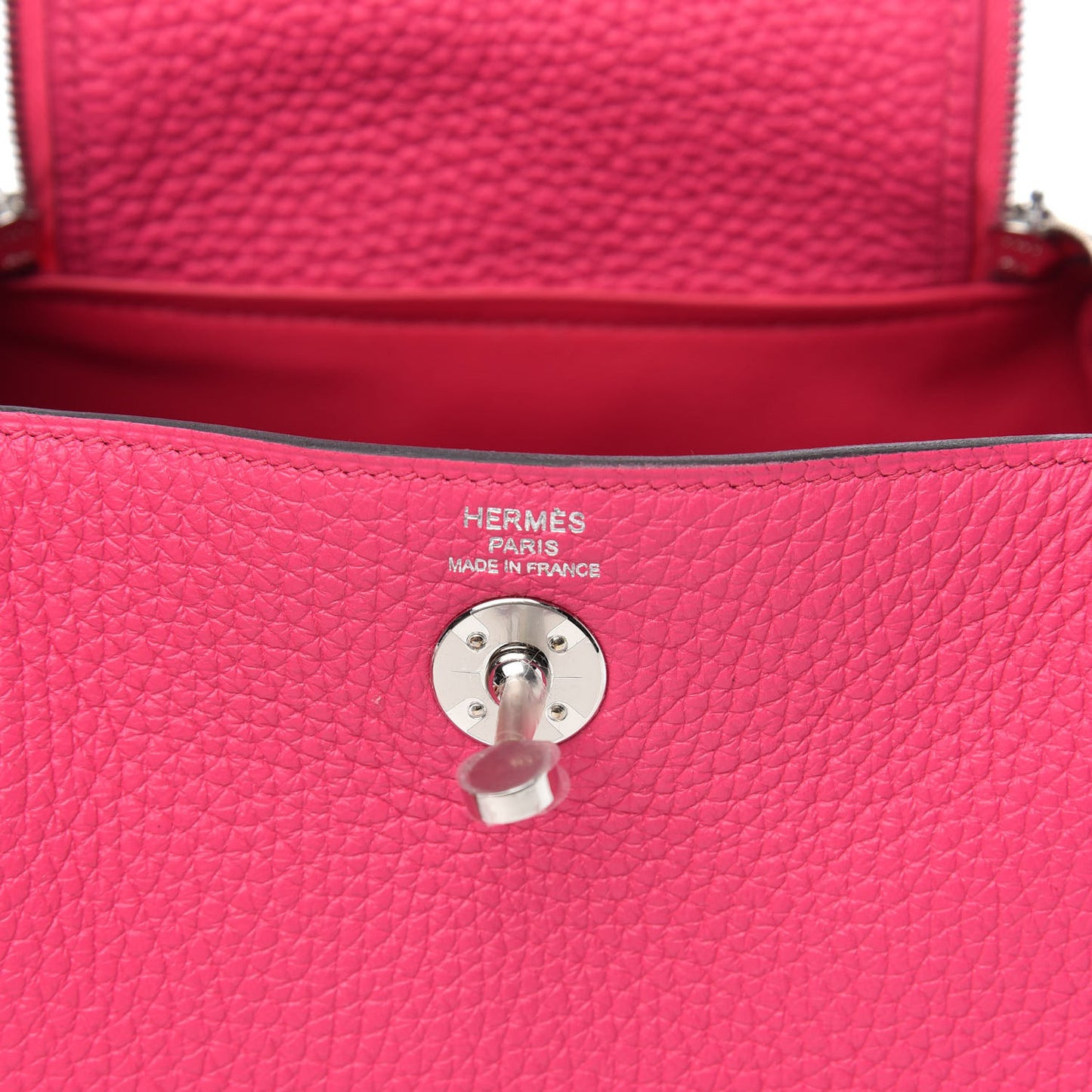 Taurillon Clemence Mini Lindy 20 Rose Shocking