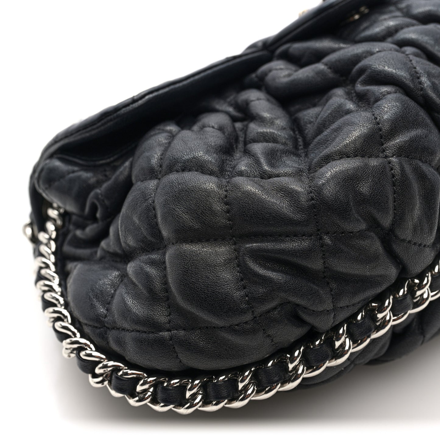 Washed Lambskin Quilted Medium Chain Around Messenger Black