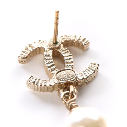 Chanel CC Pearl Drop Earrings Gold 4 of 4