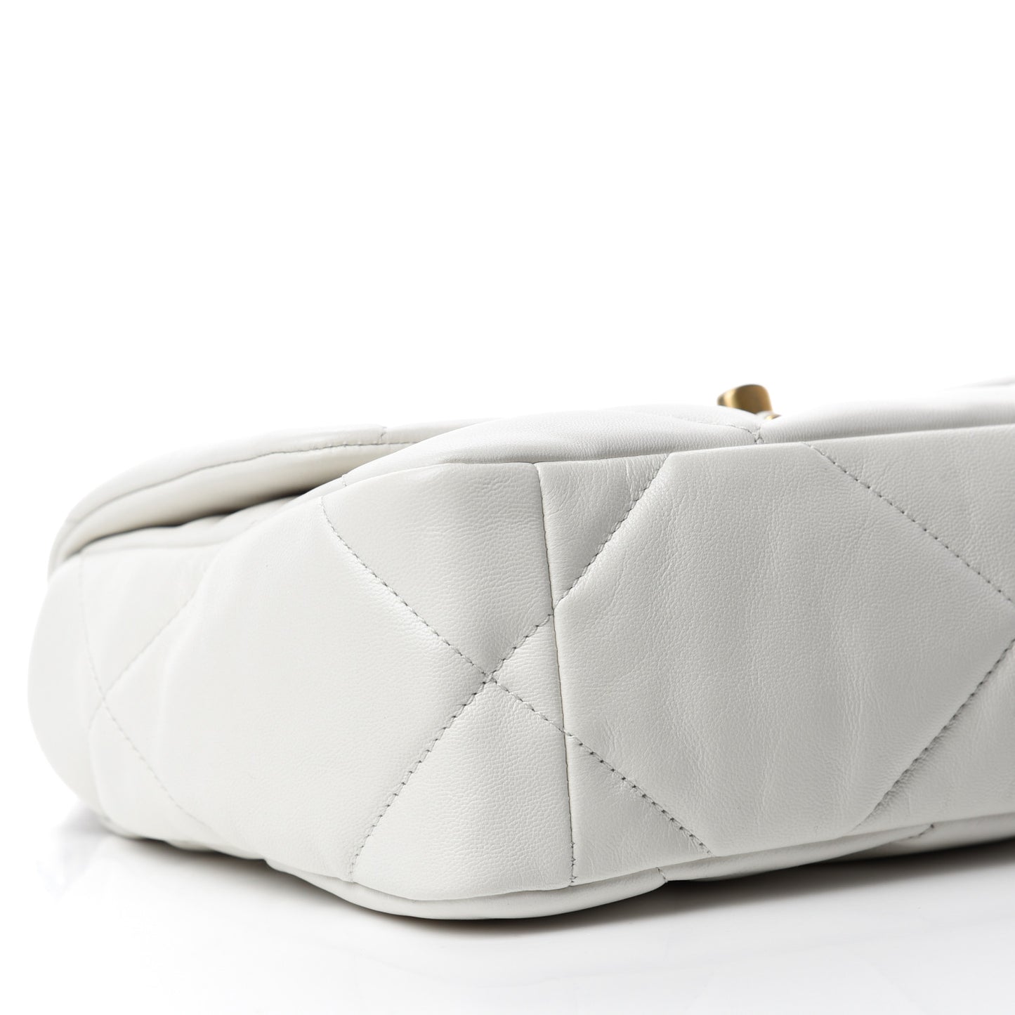 Goatskin Quilted Medium Chanel 19 Flap White