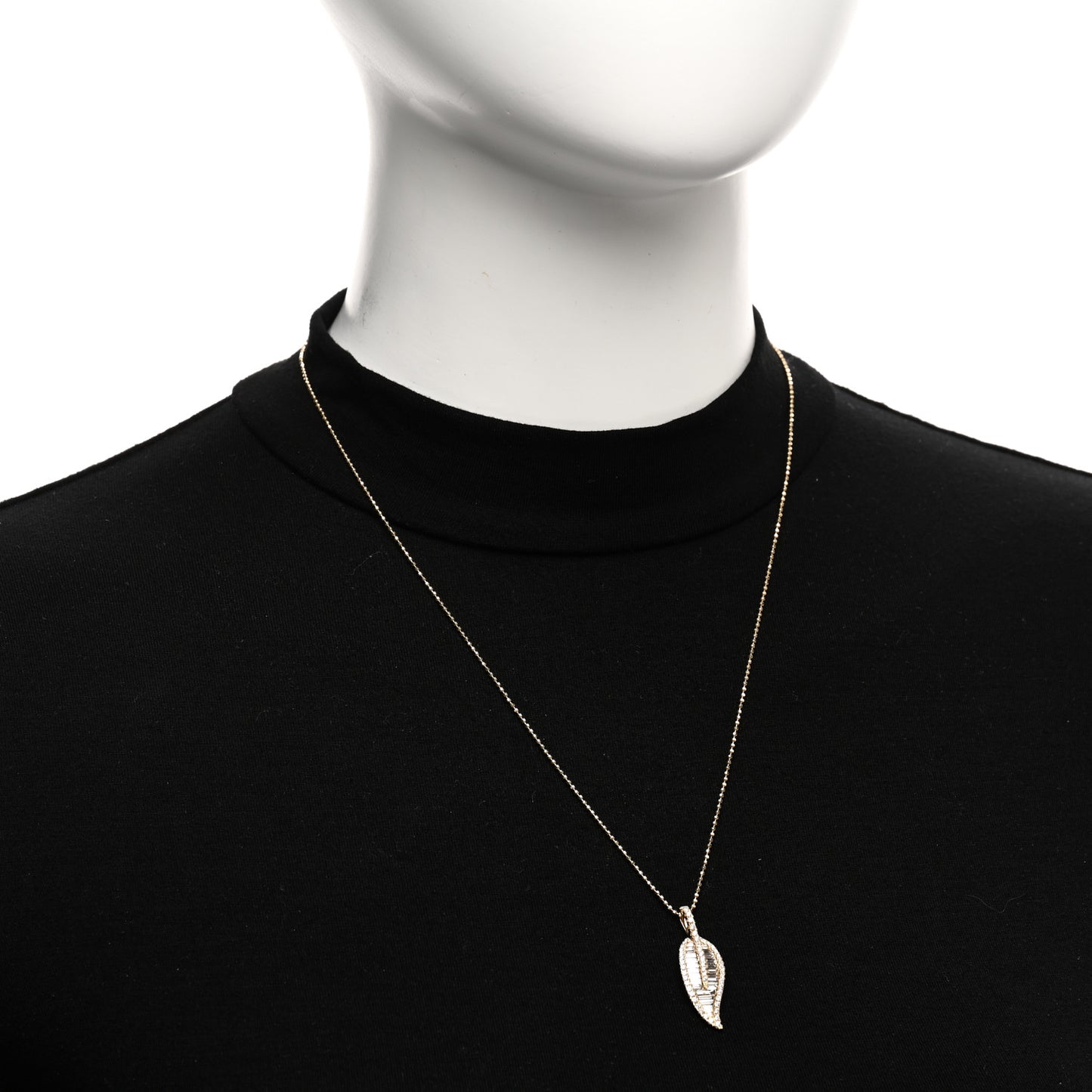 18K Yellow Gold Diamond Large Leaf Pendant Necklace