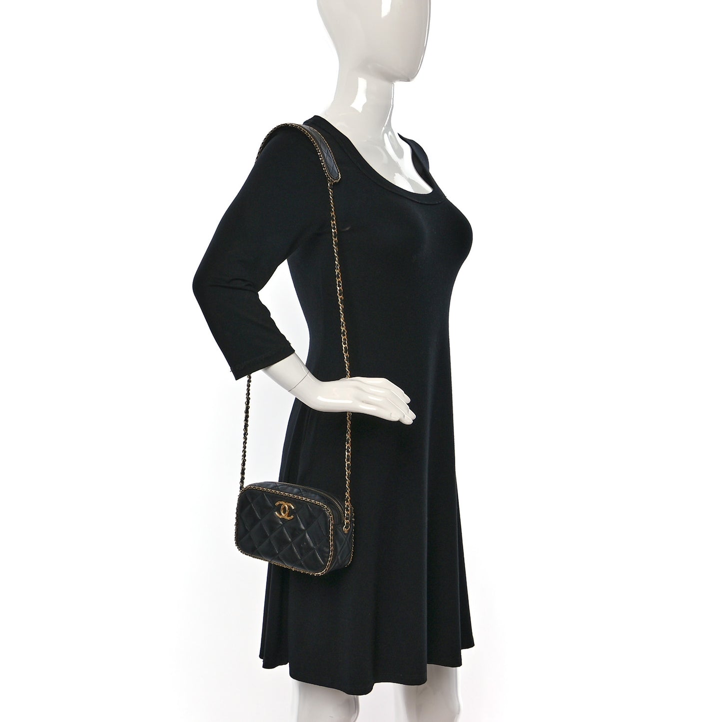 Lambskin Quilted Chain CC Mini Camera Case Black