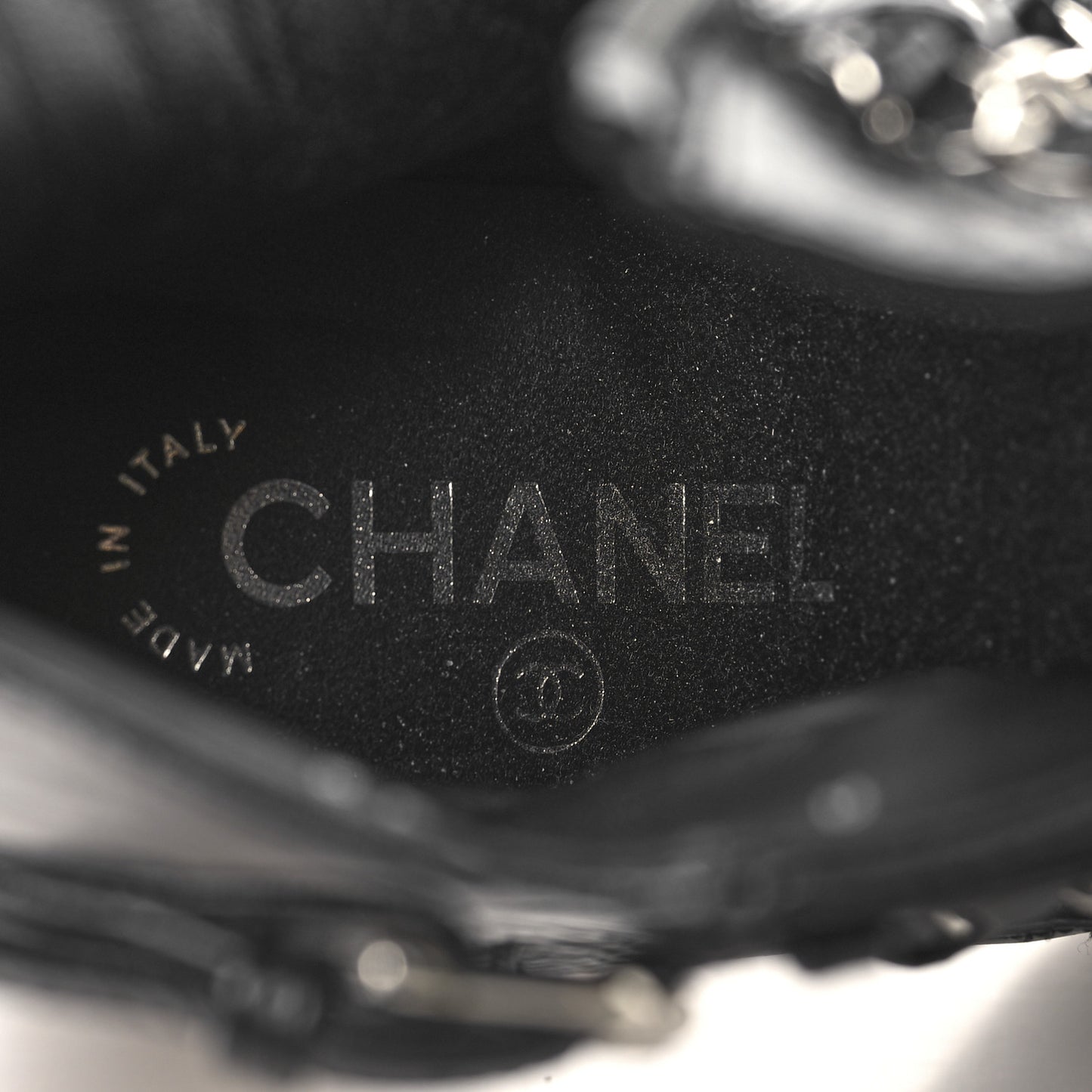Crackled Calfskin Chain CC Short Boots 38 Black