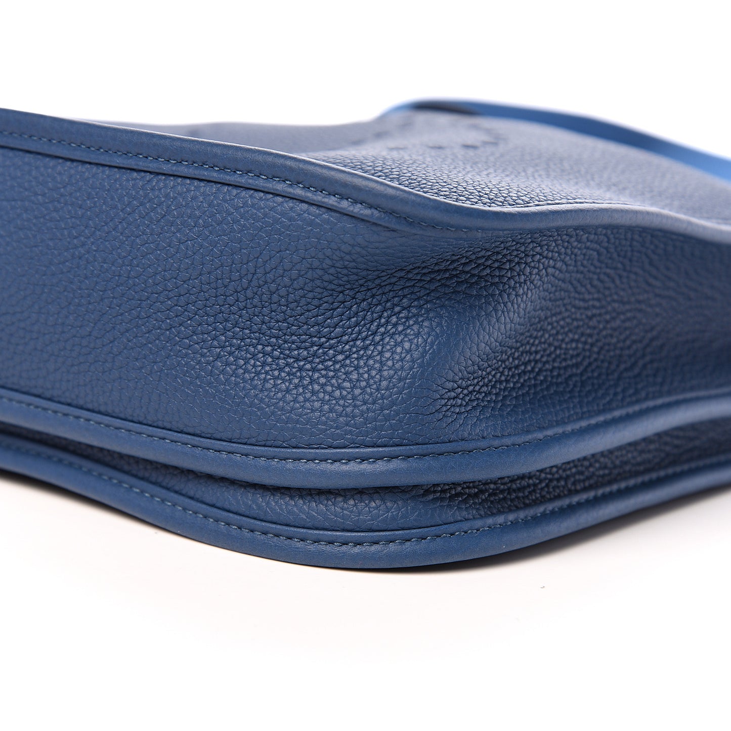 Taurillon Clemence Evelyne III PM Deep Bleu