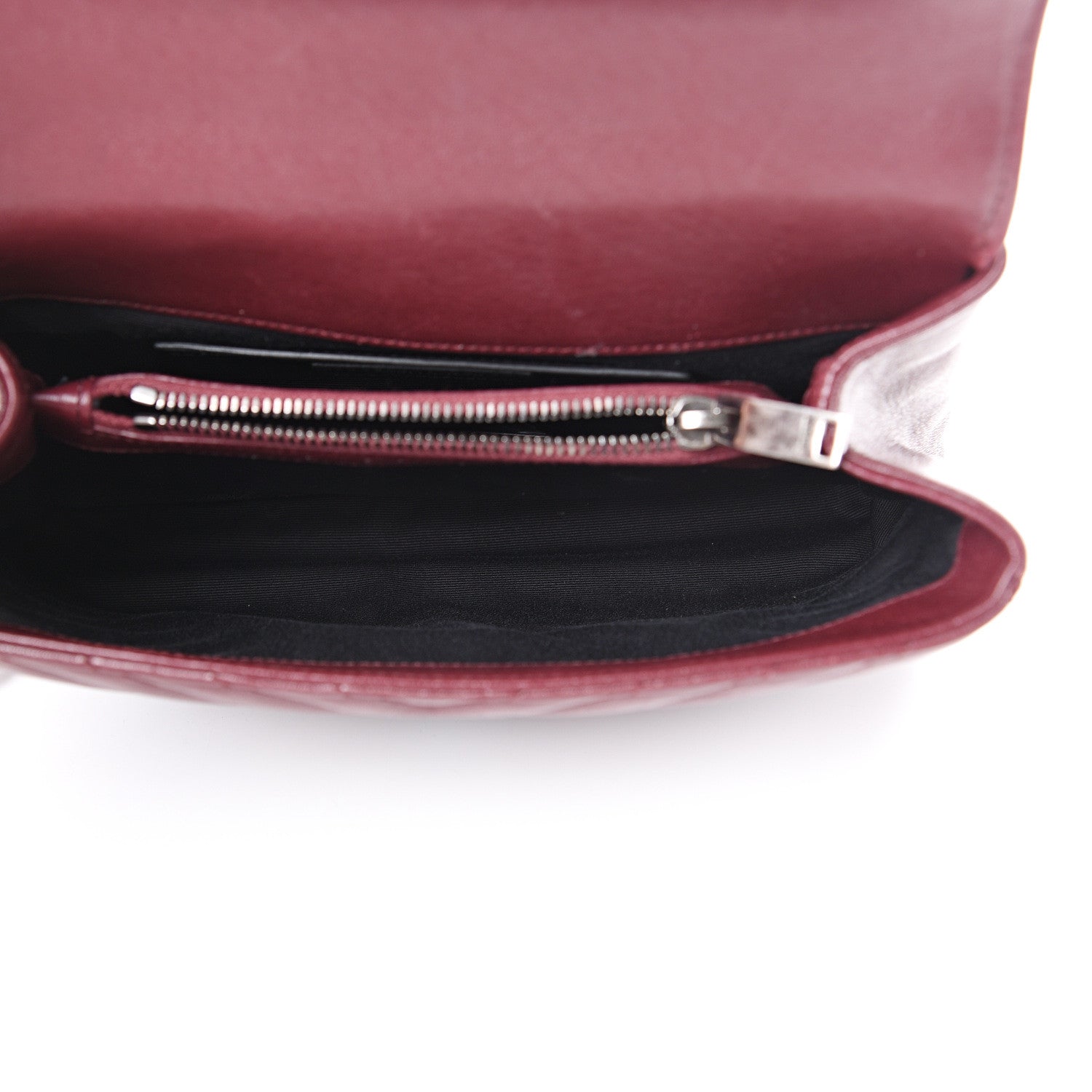 Saint Laurent Sheepskin Matelasse Chevron Monogram Medium College Bag Rouge Legion 4 of 16
