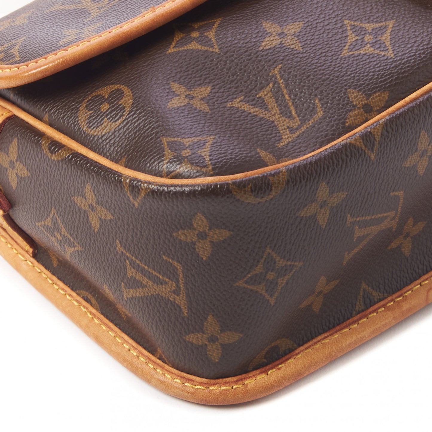 Monogram Sologne