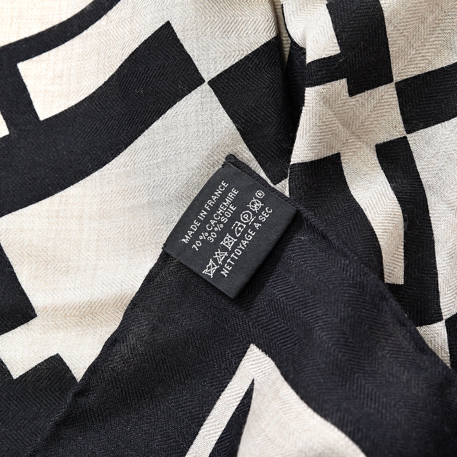 Hermes Cashmere Silk Op'H Shawl 140 Black Naturel 5 of 5