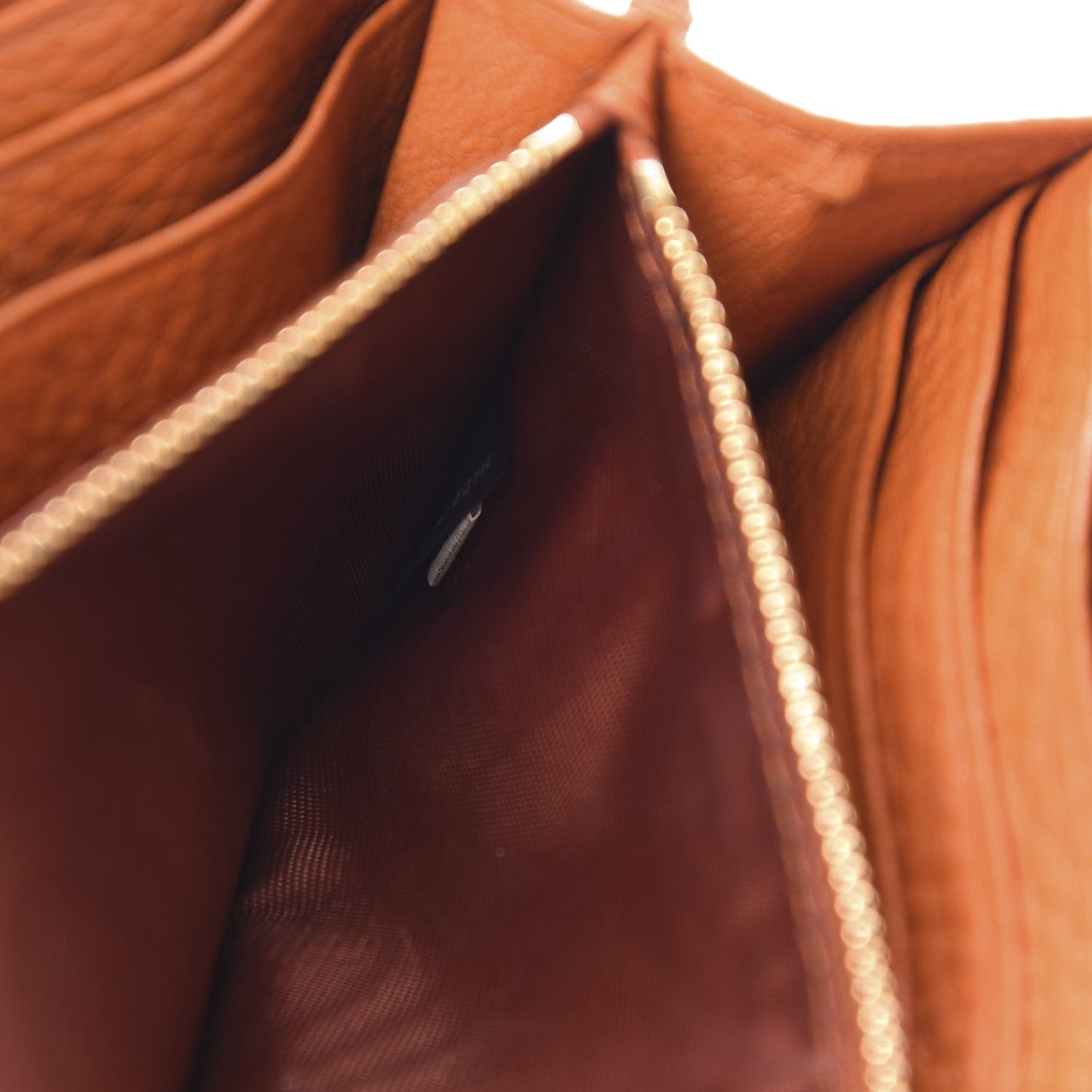 Vitello Daino 2/3 Zip Continental Wallet Papaya