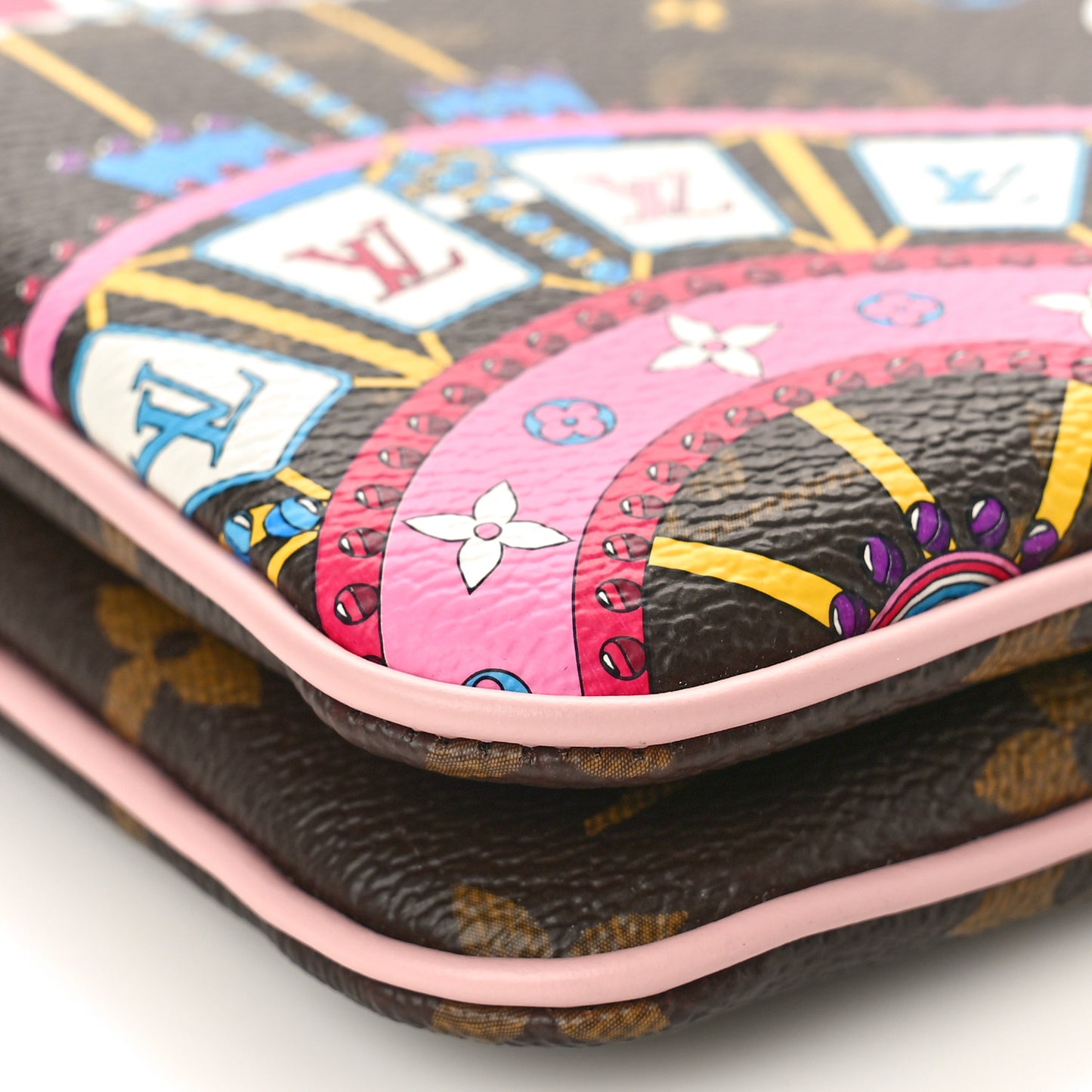 Monogram 2020 Christmas Animation Big Wheel Double Zip Pochette Rose Ballerine