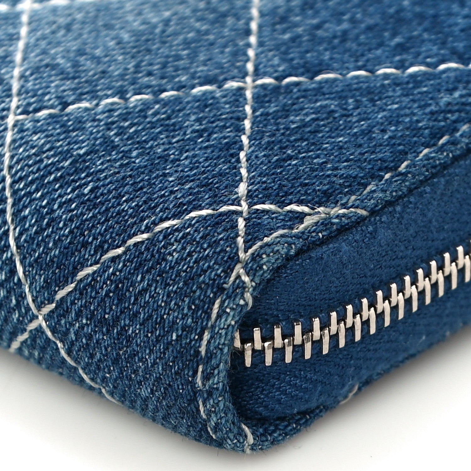 Chanel Denim Quilted Zip Coin Purse Blue 10 of 11