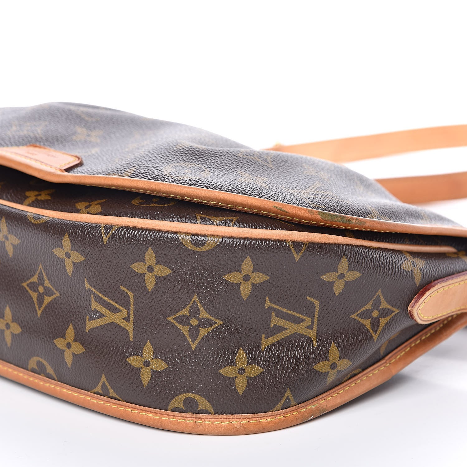 Louis Vuitton Monogram Menilmontant PM 9 of 17