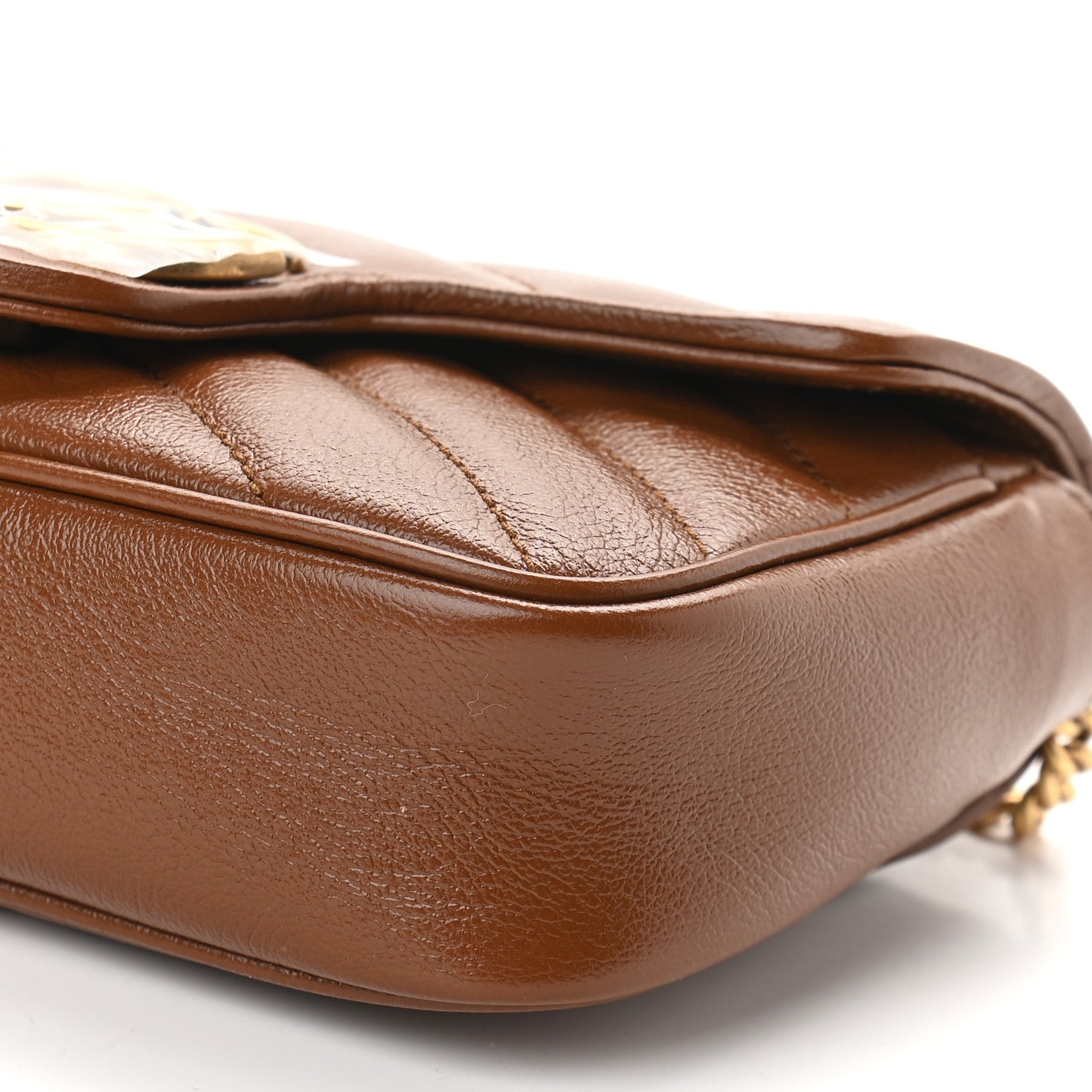 Azalea Calfskin Matelasse Diagonal Super Mini GG Marmont Shoulder Bag Cuir