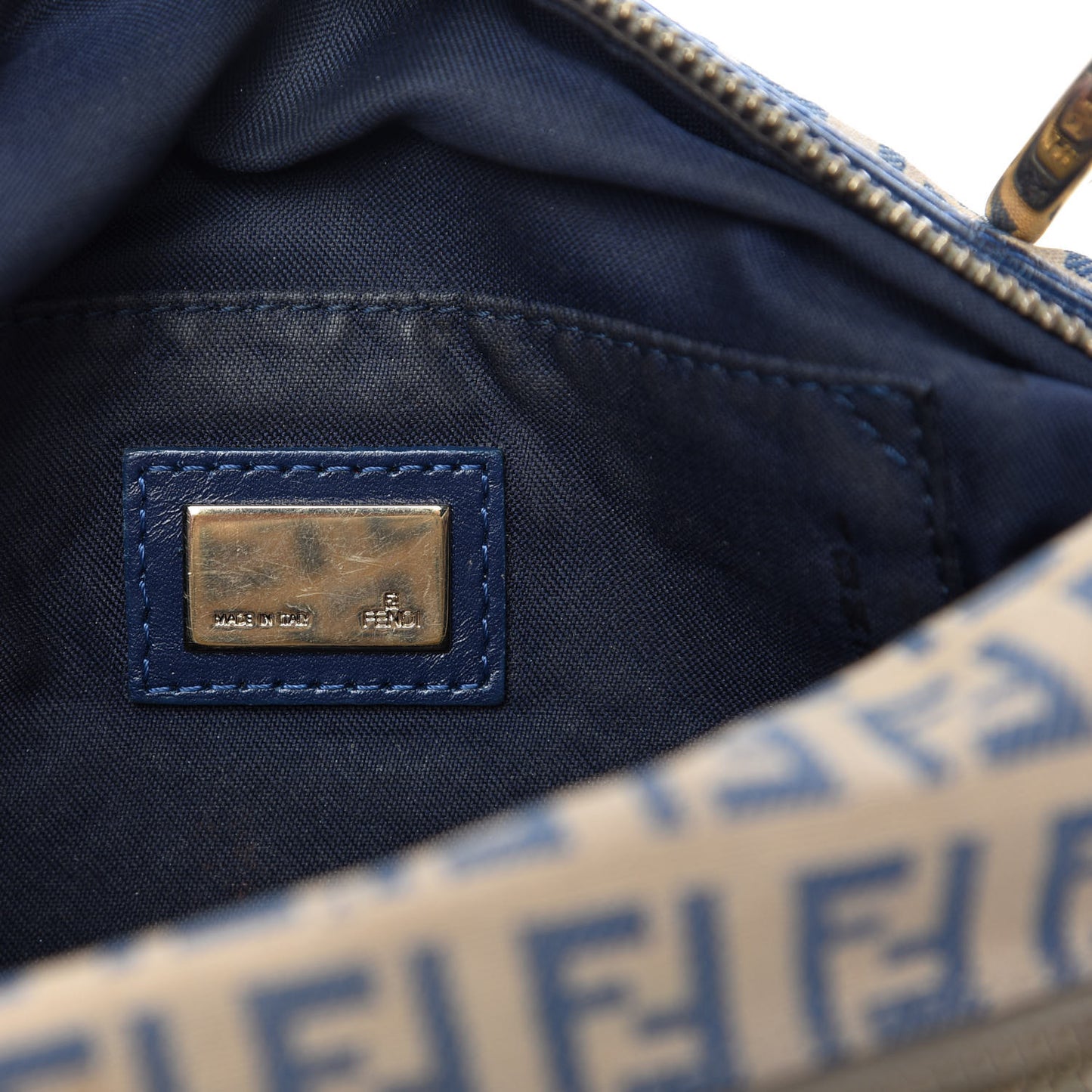 ENDI Zucchino Vitello Small Chef Pocket Shoulder Bag Beige Azzurro Blue