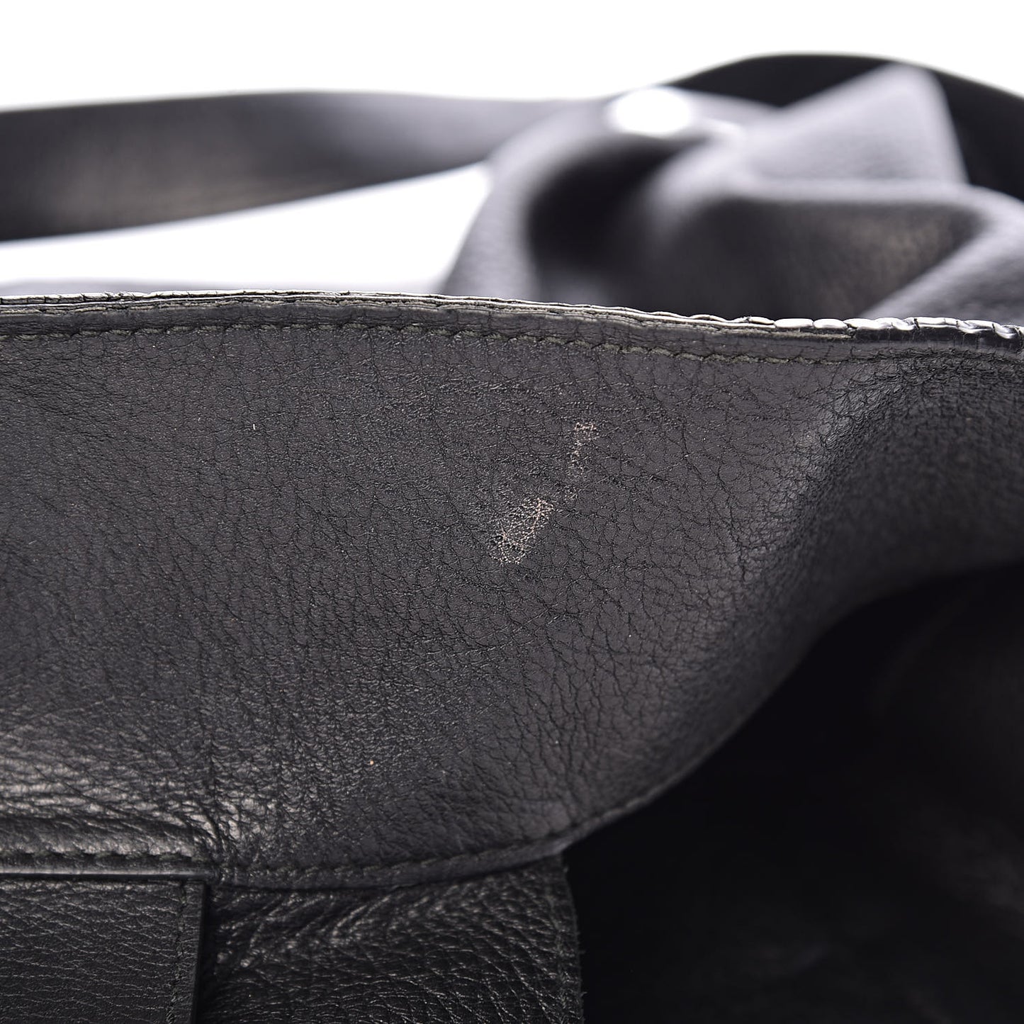 Veau Papier Classic Hardware Drop Bucket Bag Black