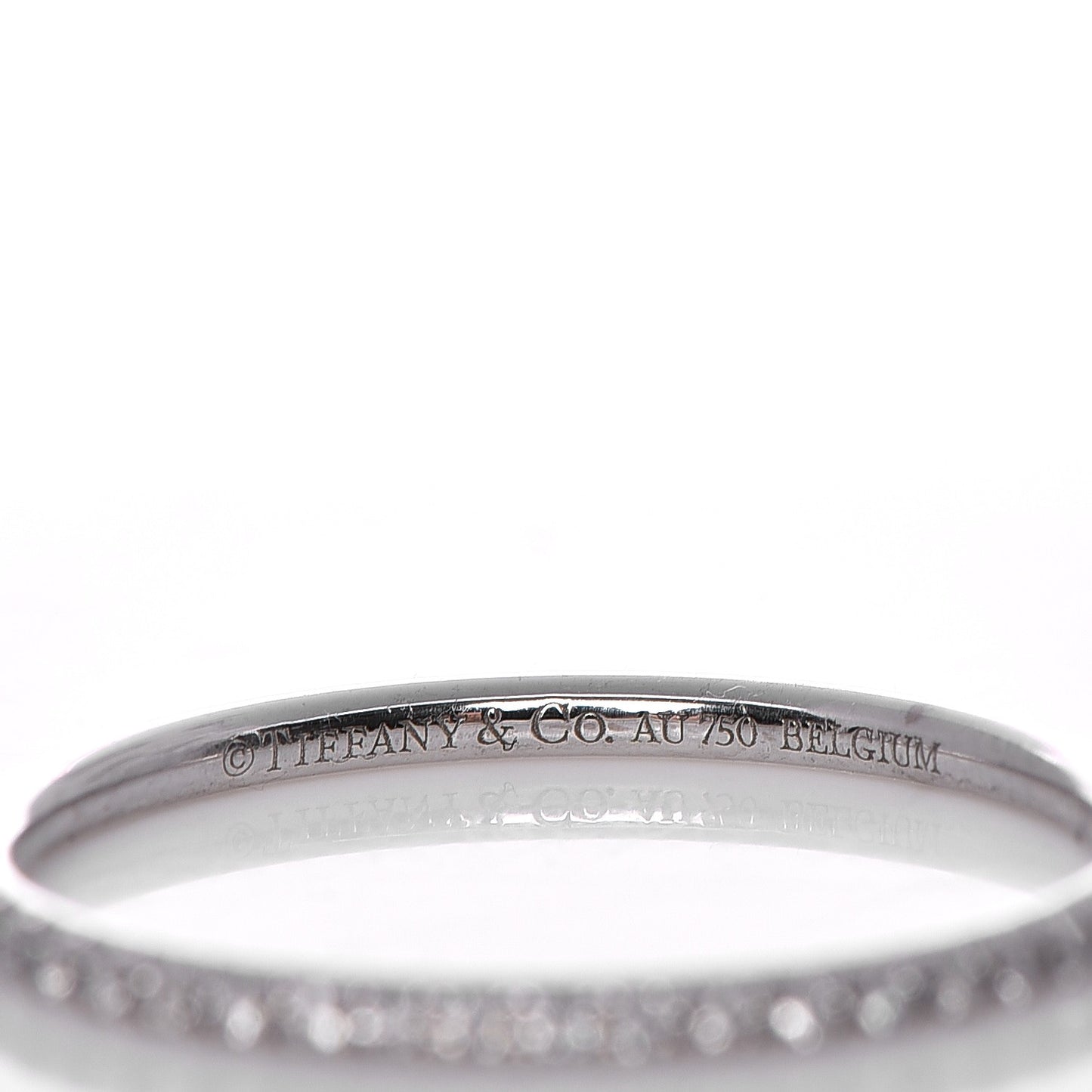 18K White Gold Diamond Metro Ring 8