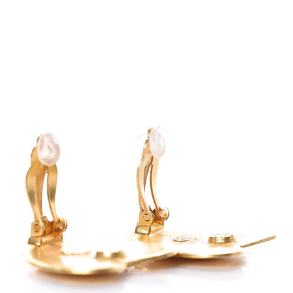 Chanel CC Heart Clip On Earrings Gold 3 of 5