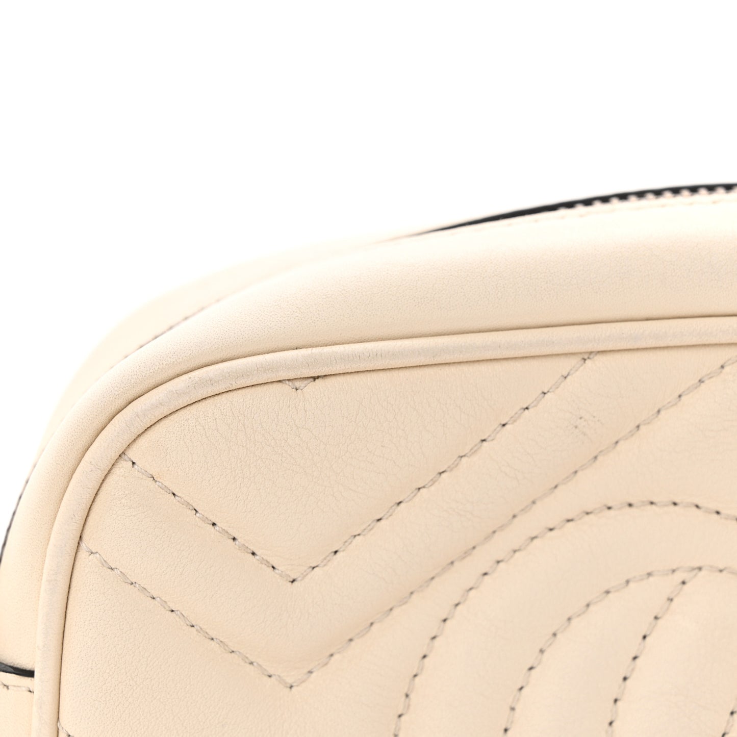 Calfskin Matelasse Mini GG Marmont Chain Shoulder Bag White