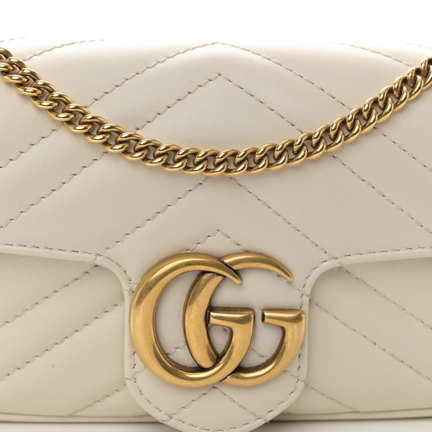 Calfskin Matelasse Super Mini GG Marmont Shoulder Bag White