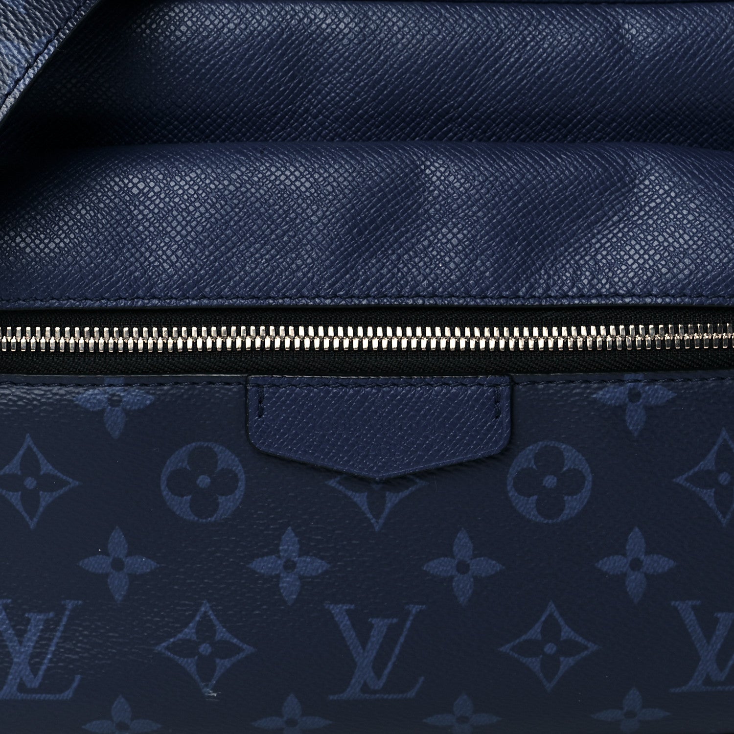 Louis Vuitton Taiga Monogram Outdoor Messenger Cobalt 8 of 10