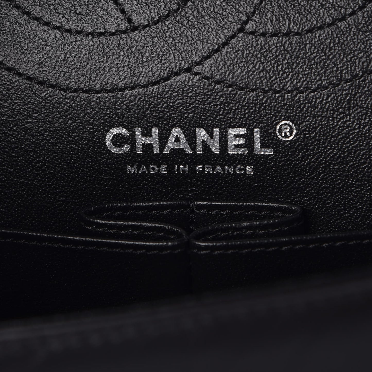 Aged Calfskin Chevron Quilted 2.55 Reissue 226 So Black