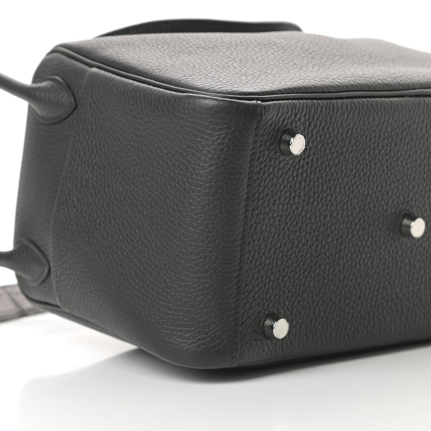 Taurillon Clemence Matte Niloticus Crocodile Touch Lindy 26 Black