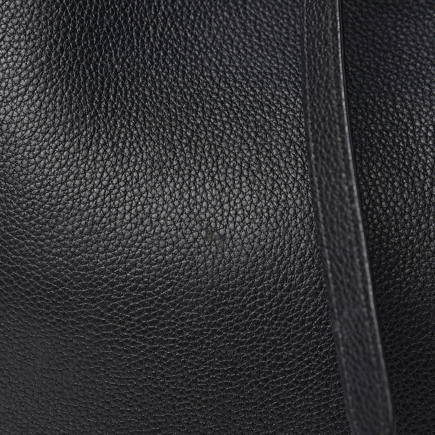Soft Grained Calfskin Small Belt Cabas Phantom Black