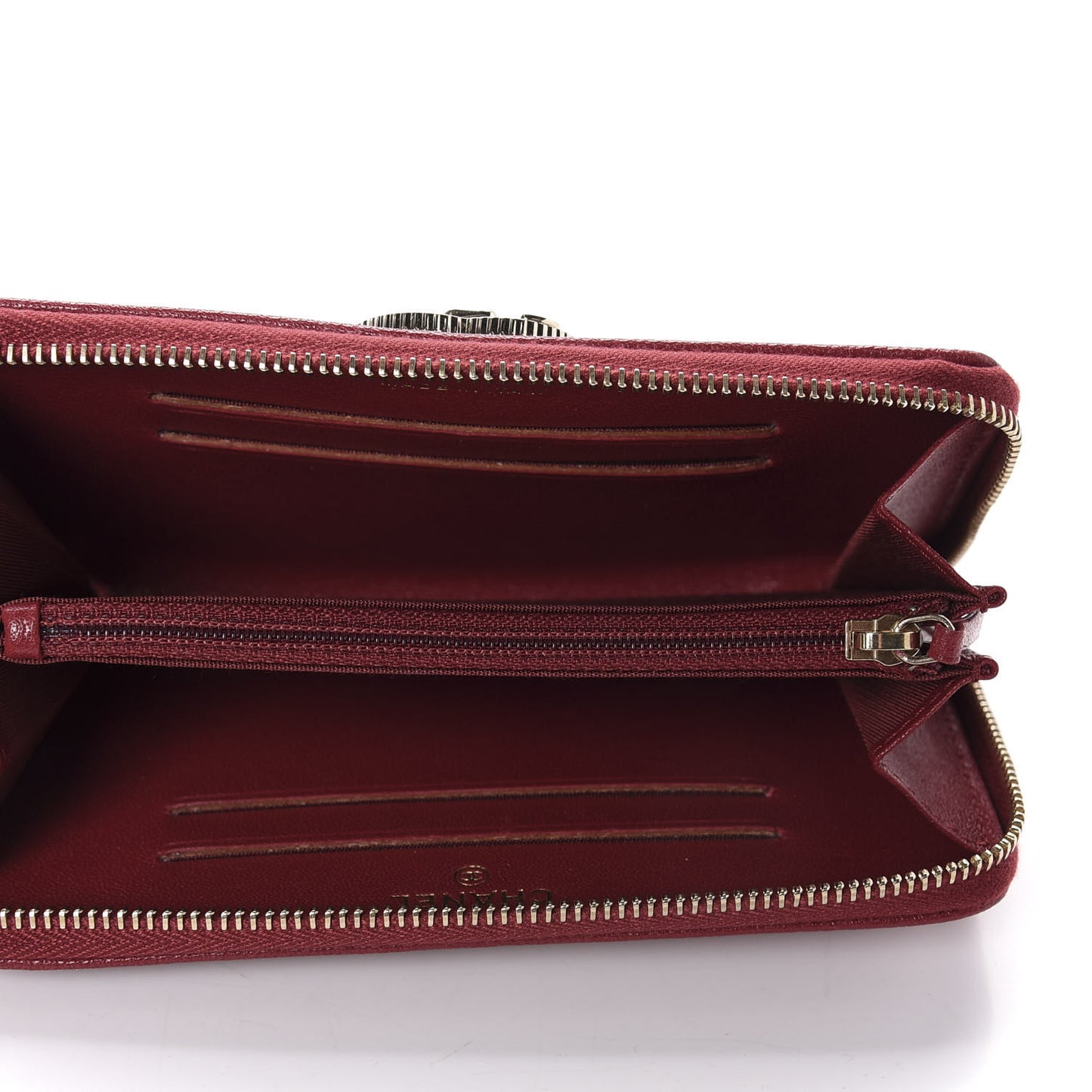 Sheepskin Caviar Chevron Quilted Medium Mademoiselle Vintage Zip Around Wallet Red