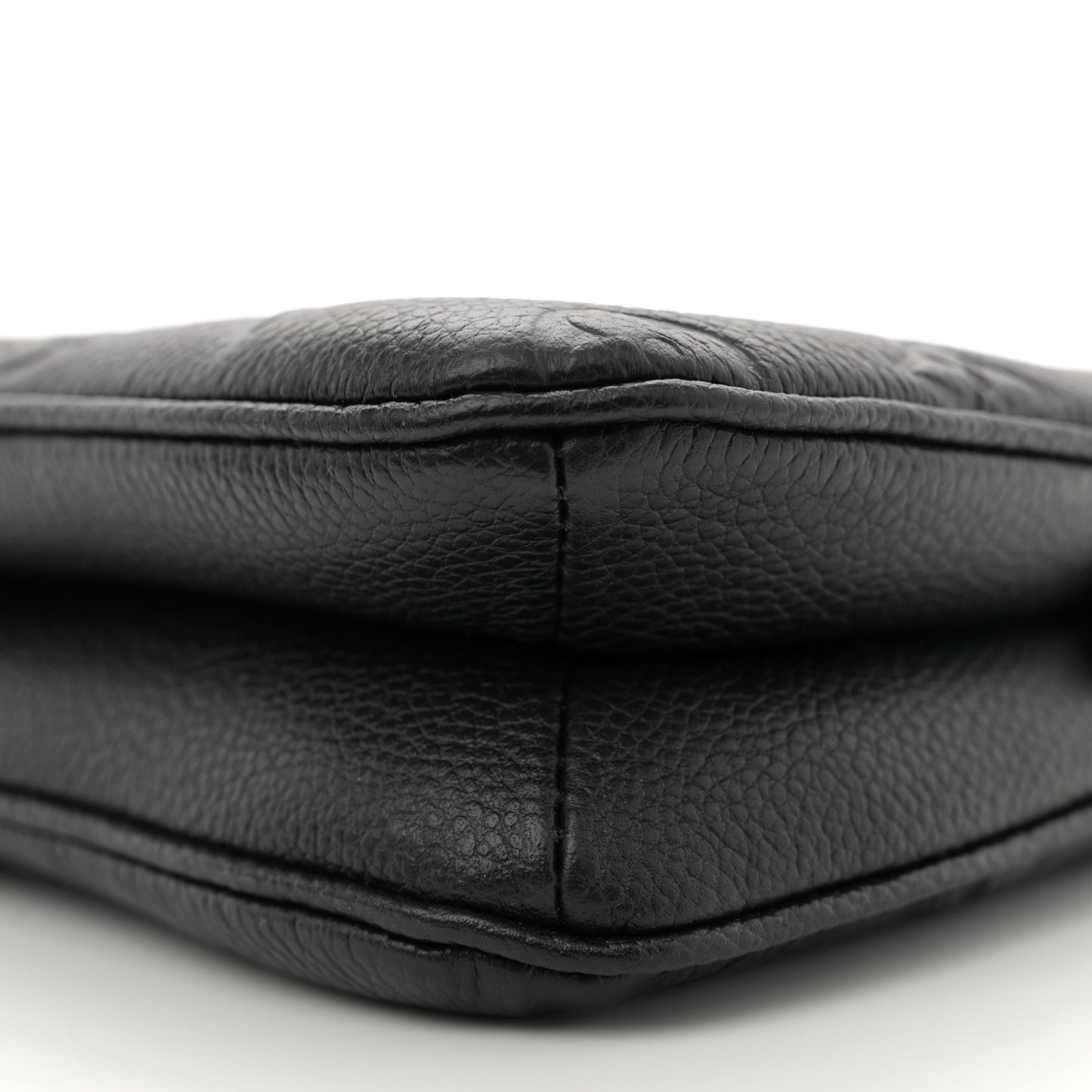 Empreinte Monogram Liv Pochette Black