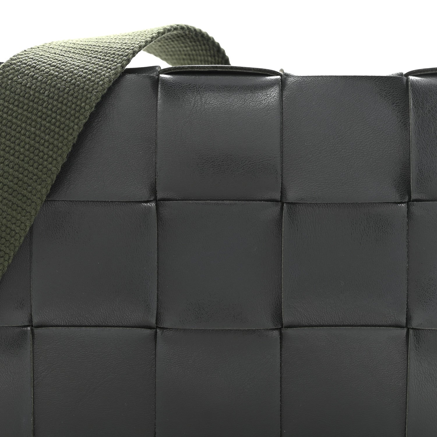 Bottega Veneta Calfskin Maxi Intreccio Cassette With Strap Bag Dark Green 9 of 16