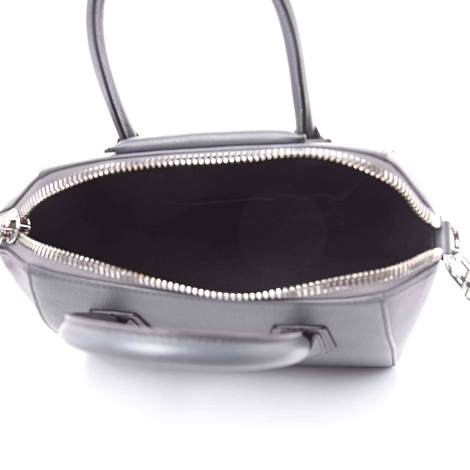 Givenchy Sugar Goatskin Small Antigona Storm Grey 5 of 9