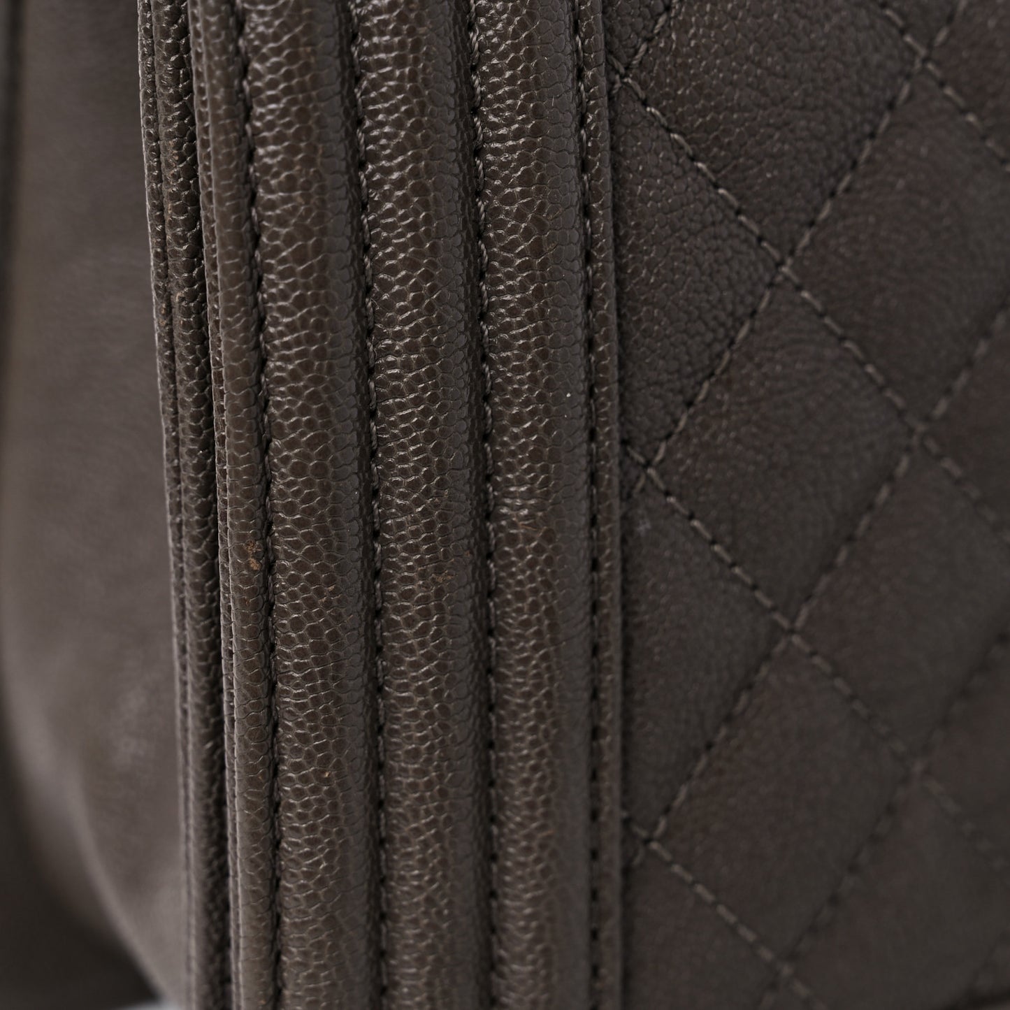 Caviar Quilted Medium Boy Flap Khaki