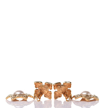 Chanel Hammered Medallion CC Dangle Clip On Earrings Gold 3 of 5