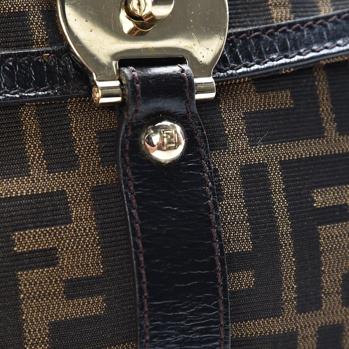 Zucca Small Crossbody Bag Tobacco