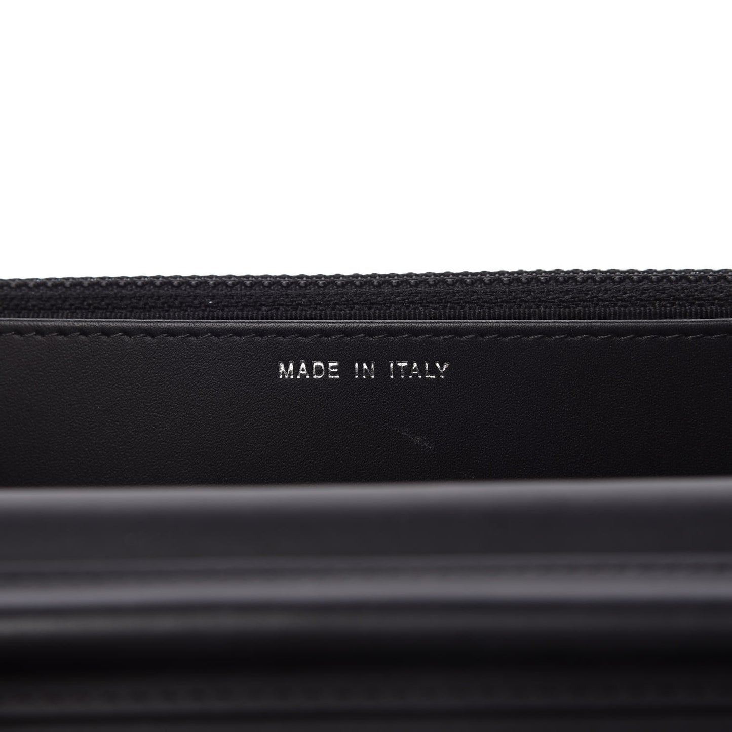Patent Quilted Wallet On Chain WOC Black