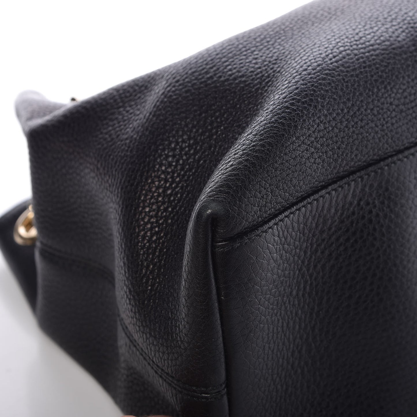 Pebbled Calfskin Medium Soho Chain Shoulder Bag Black