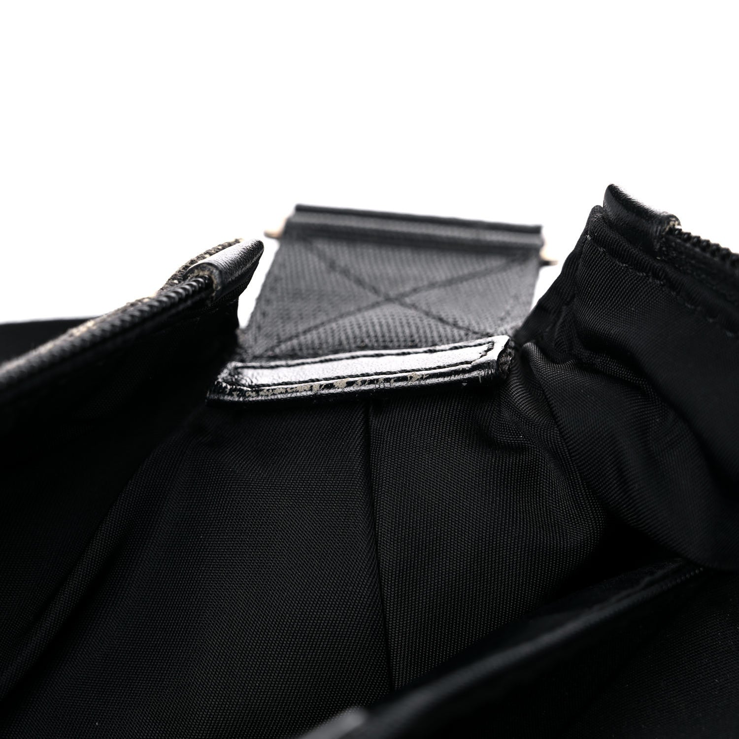 Christian Dior Monogram Messenger Black 17 of 21
