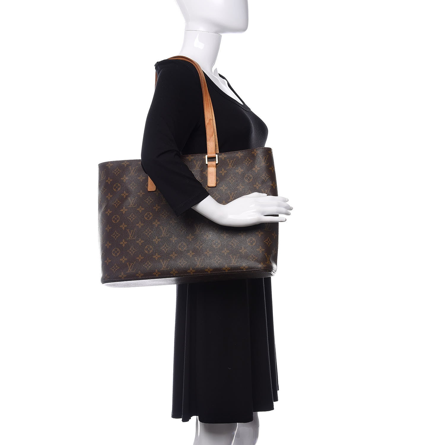 Louis Vuitton Monogram Luco 2 of 28