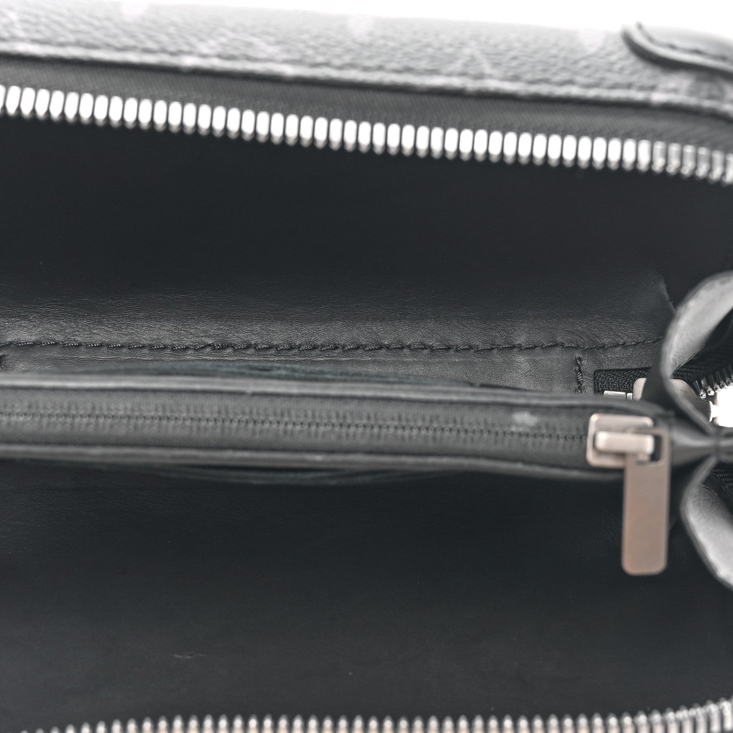 Louis Vuitton Monogram Eclipse Horizon Clutch 5 of 13