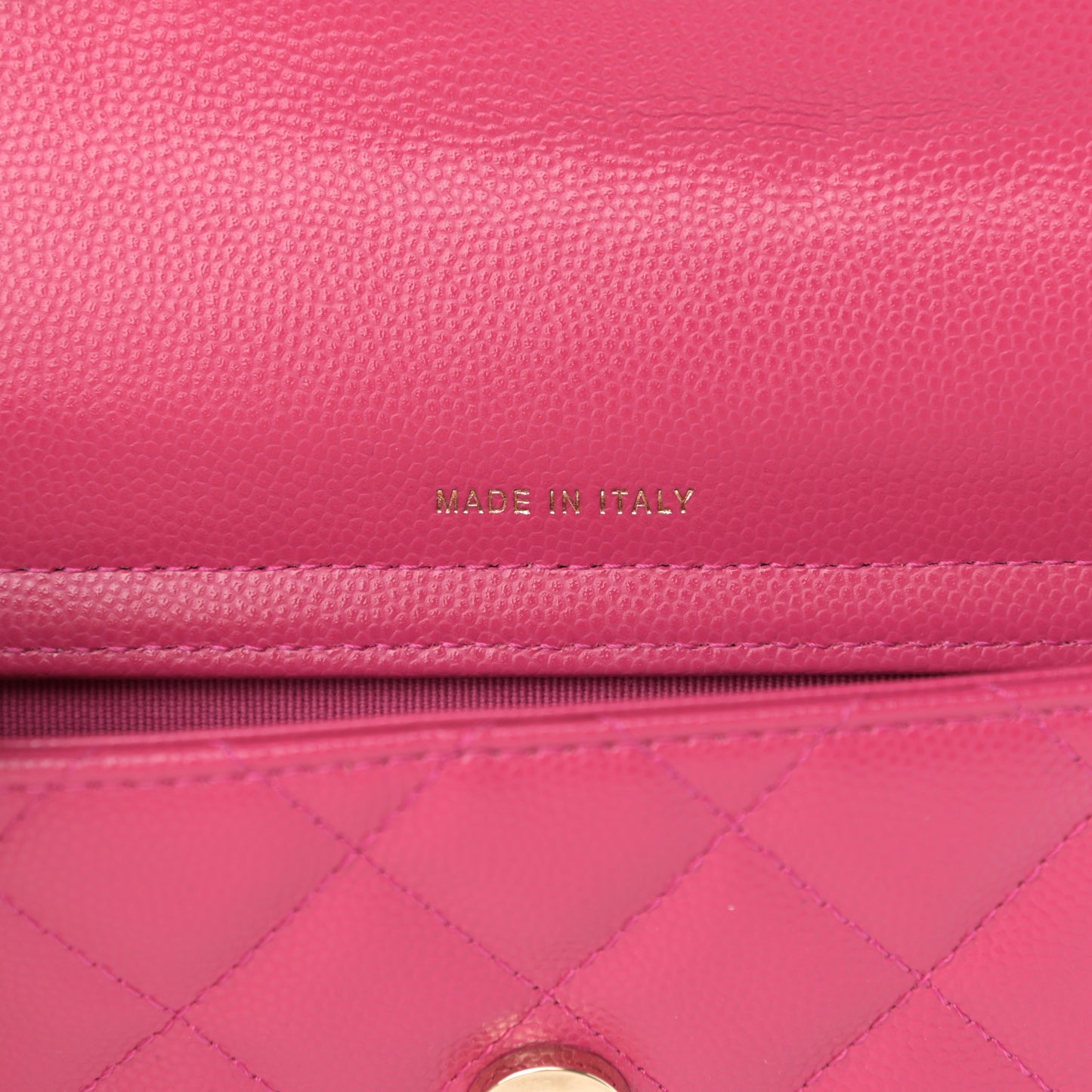 Caviar Quilted Flap Phone Holder With Chain Pink