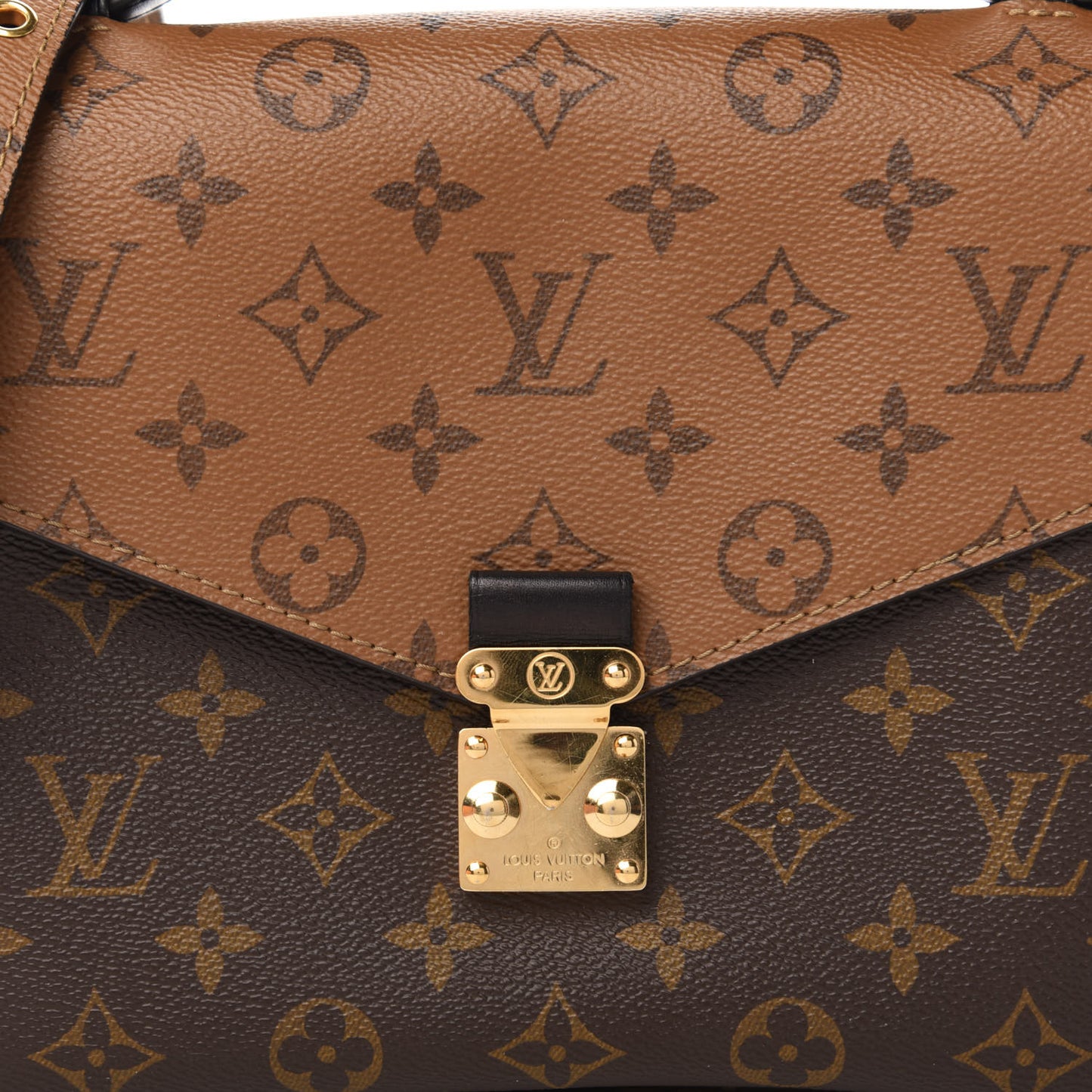 Reverse Monogram Pochette Metis